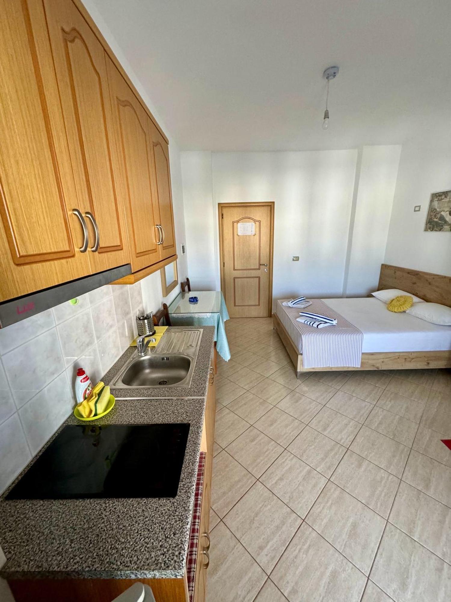 Villa Mihal Apartments Ksamil Exteriér fotografie