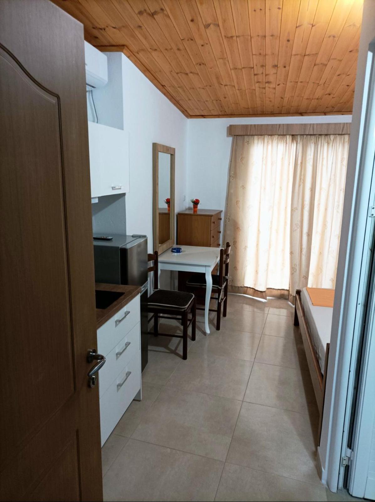 Villa Mihal Apartments Ksamil Exteriér fotografie